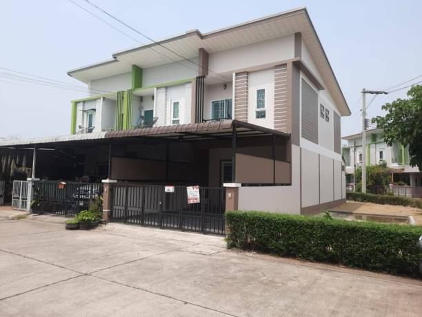 ขายทาวน์โฮม 2ชั้น ม.โอโซนเพลส หลังริม ราคา 1,990,000 บาท 